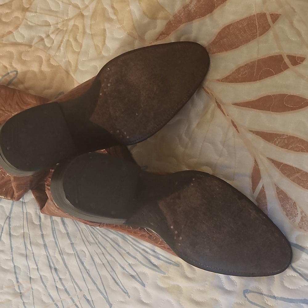 Caiman Boots - image 4